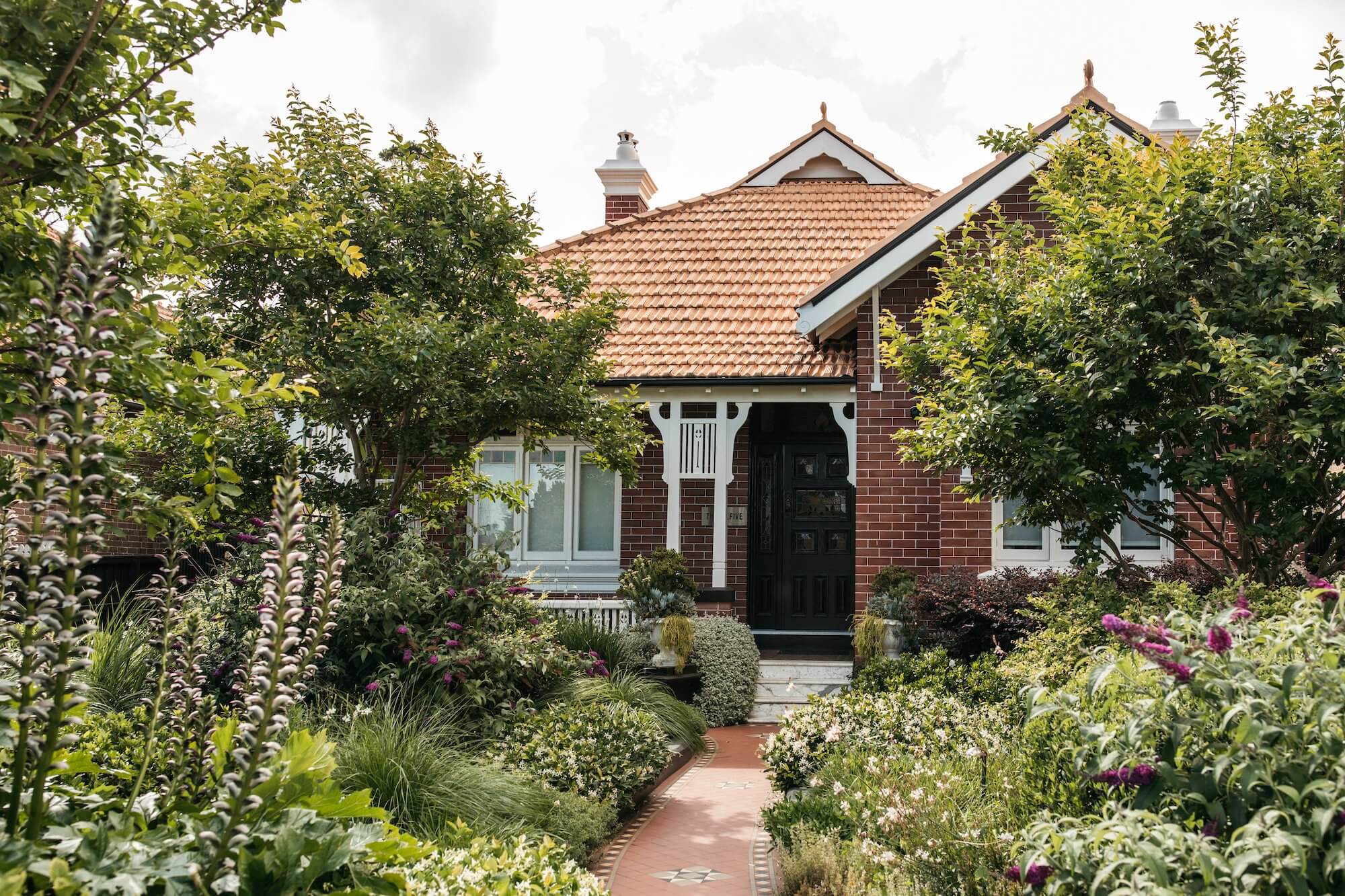 When Japanese, contemporary and ‘cottage garden’ influences collide — Haberfield, Sydney